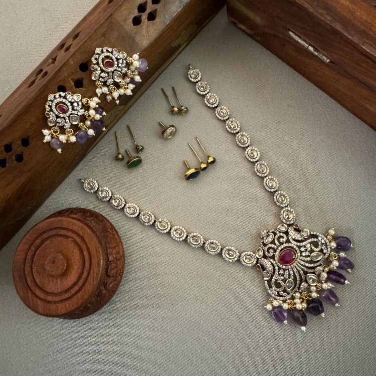 VICTORIAN INTERCHANGEABLE NECKLACE