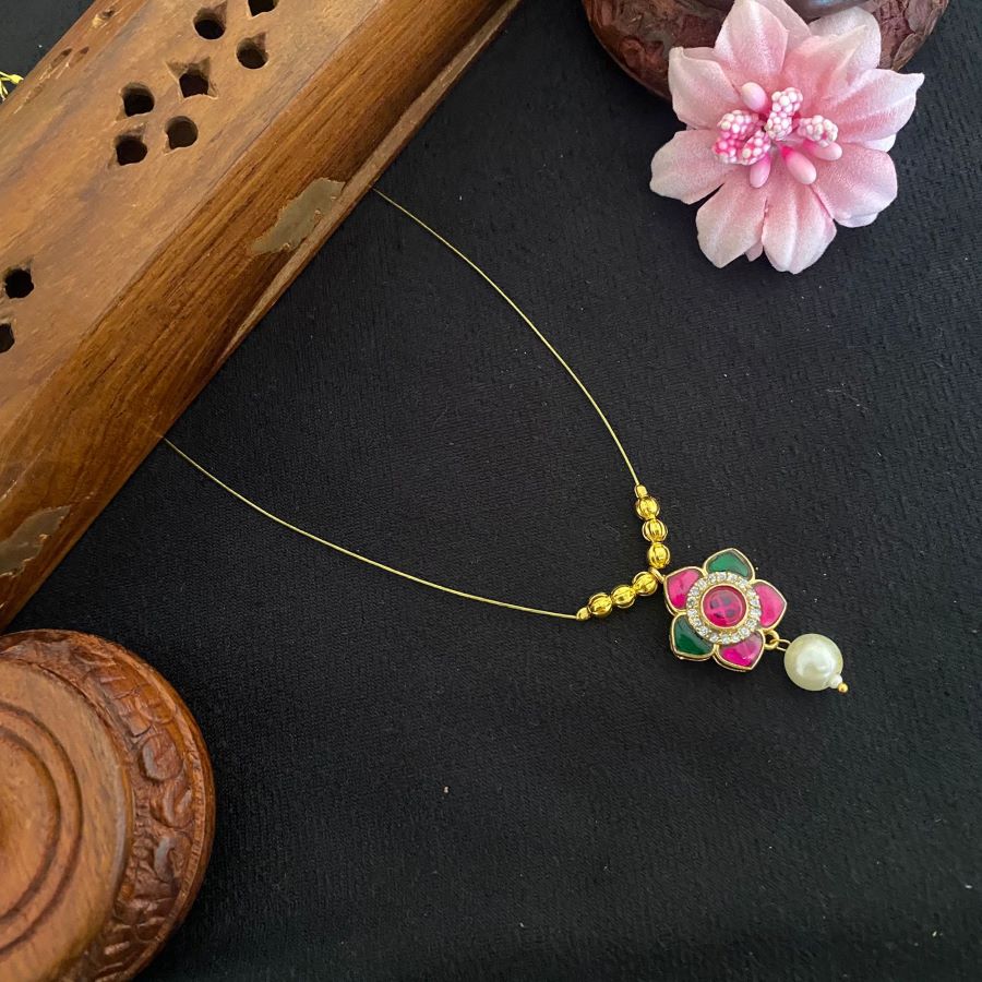 INVISIBLE RUBY  FLORAL NECKLACE 