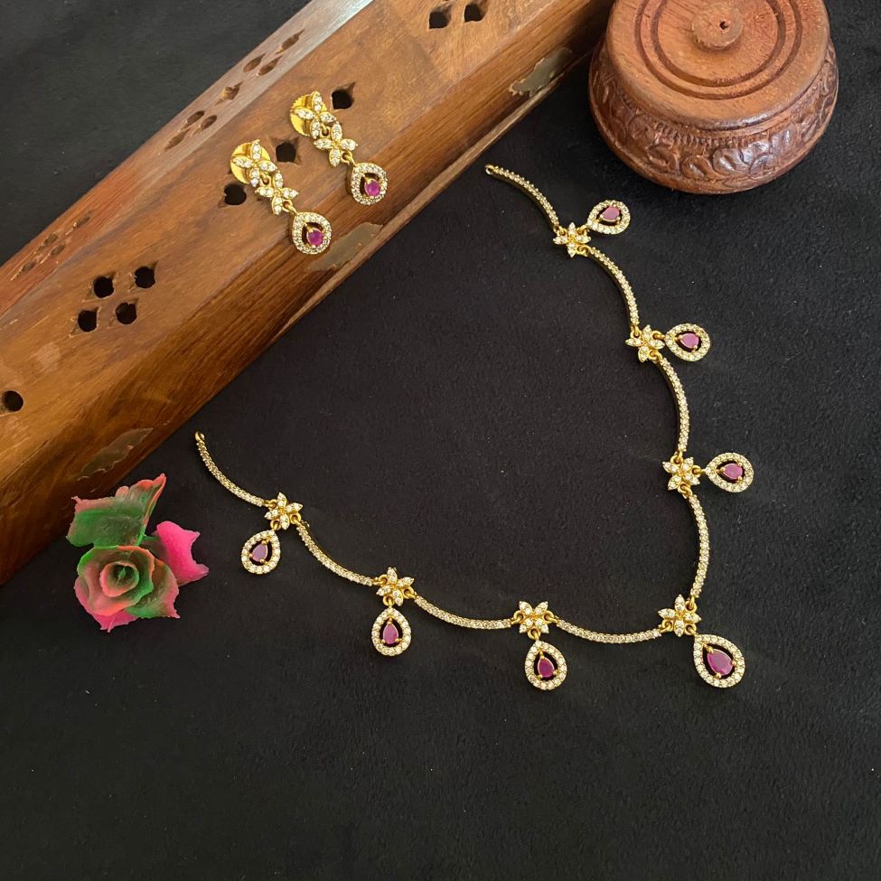 DIAMOND REPLICA RUBY STONE UNIQUE NECKLACE 