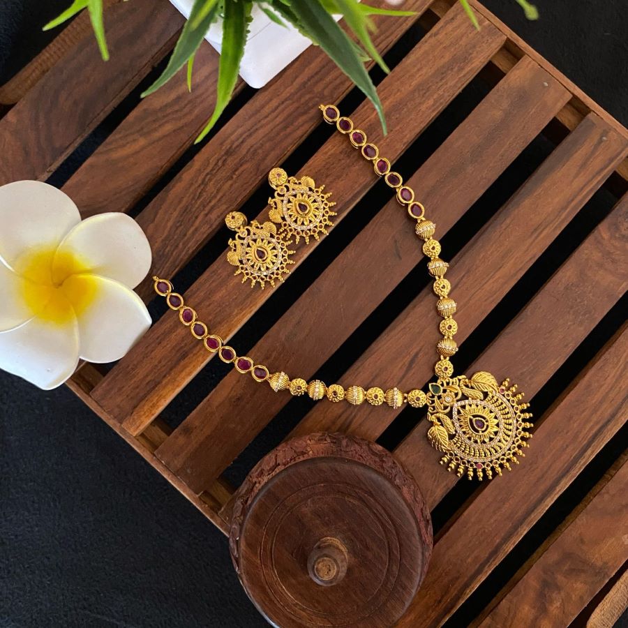 REAL GOLD INSPIRED PEACOCK NECKLACE 